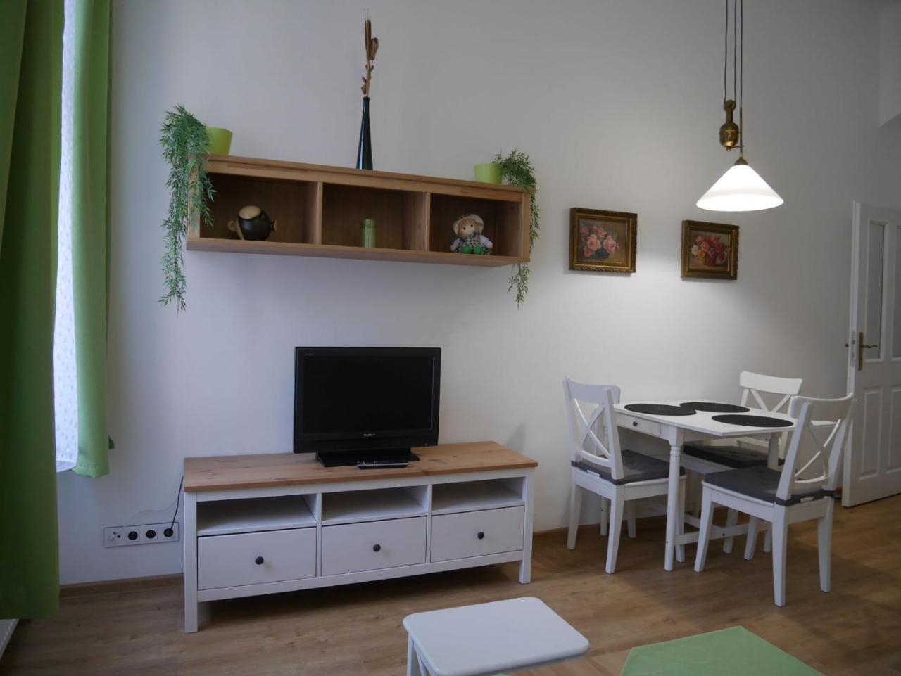 Moskevska 40 Appartement Karlsbad Buitenkant foto